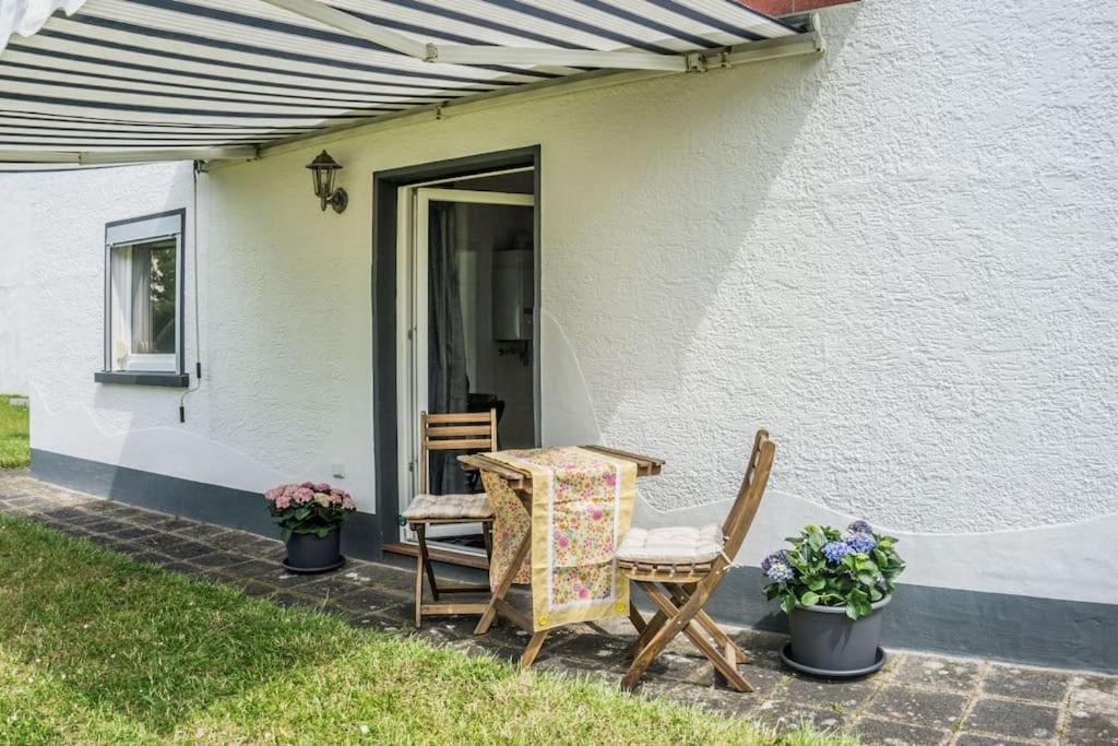 Schoenes Haus Mit Grossem Garten Зелигенштадт Экстерьер фото