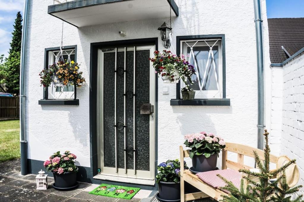 Schoenes Haus Mit Grossem Garten Зелигенштадт Экстерьер фото